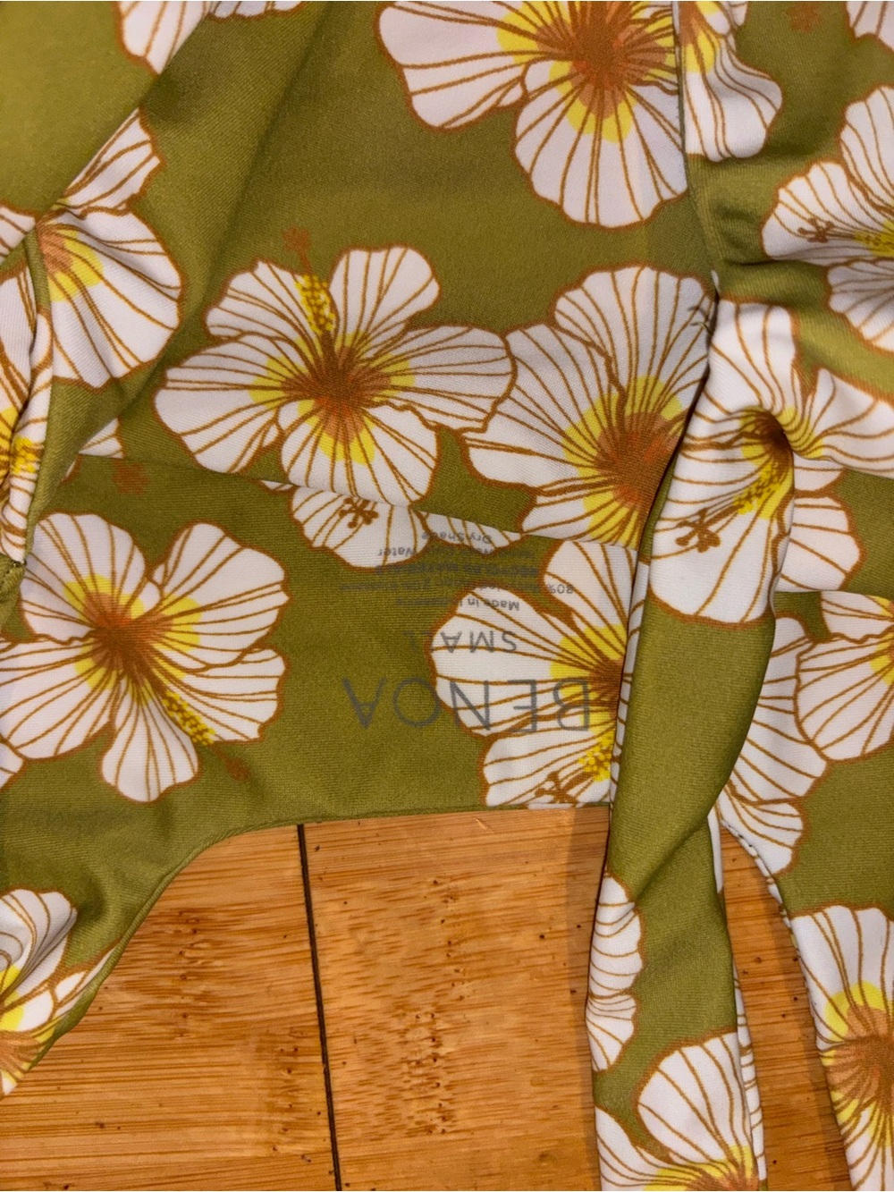 Benoa swim citrine one piece bathing suit🌼💚 - Picture 9 of 10
